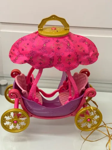 Carruagem da  Barbie as Três mosqueteiras 