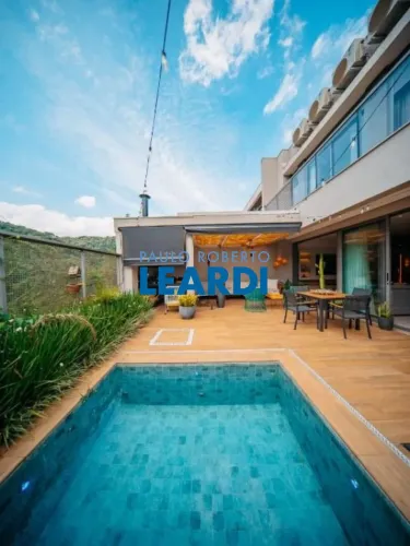 CASA EM CONDOMÍNIO - TAMBORÉ - SP
