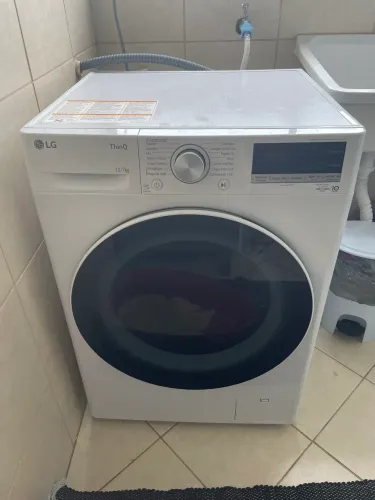Lava e seca LG 12/7kg