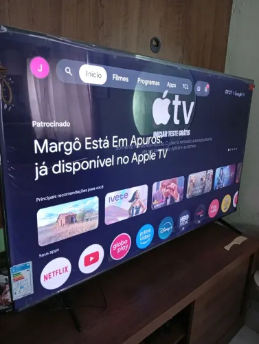 Vendo Smart tv TCL 65 polegadas, nova e no plástico ainda, 2 semanas de uso.