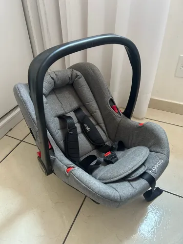 bebê conforto cosco