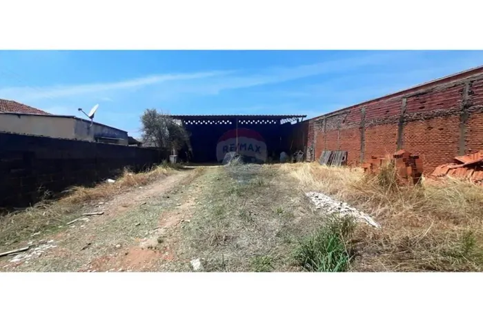 Terreno Excepcional em Estiva Gerbi!