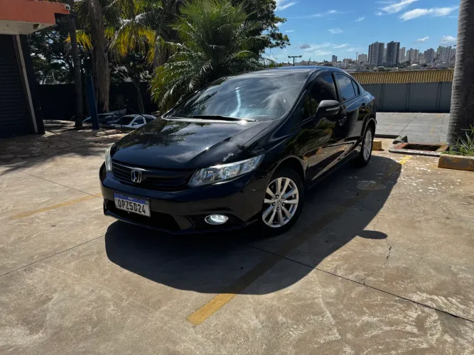 Honda Civic Sedan LXR 2.0 Flexone 16V Aut. 4P 2014