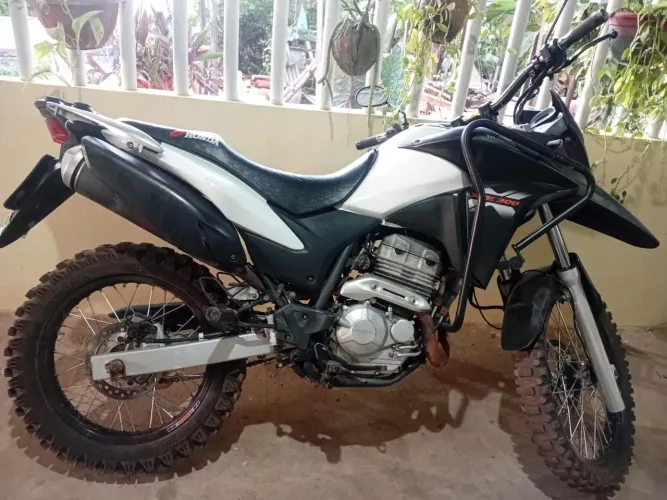 XRE 300 2014/15