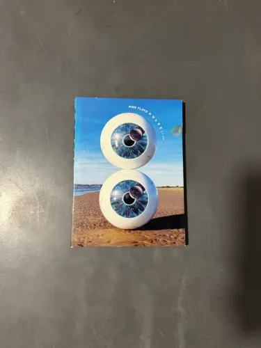 DVD duplo P.U.L.S.E. da banda Pink Floyd, lançado em formato digipack em 2005.