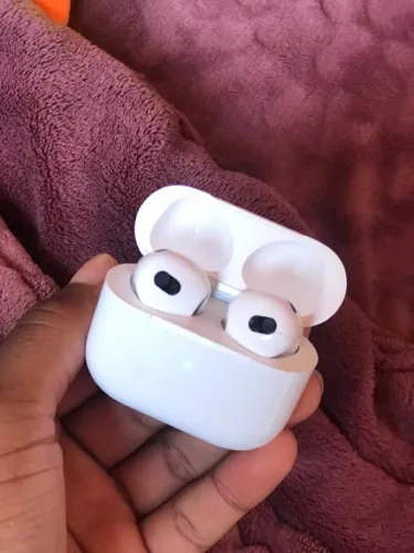 Vende-se relógio wacht e fones sem fio original