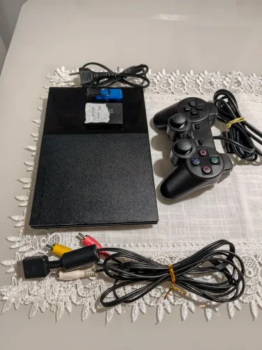 Play 2 Slim