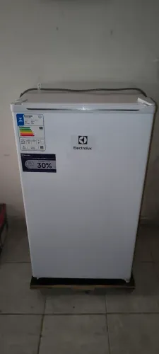 Frigobar Electrolux 90L 