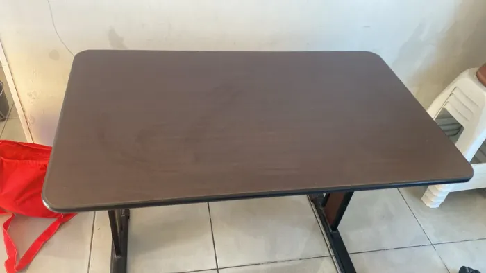 Mesa de Escritório 