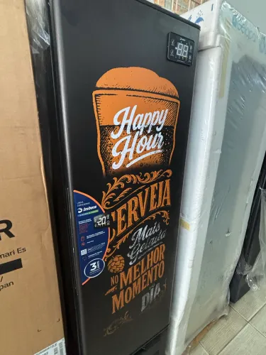 Cervejeiro slim happy hour imbera de 244L novo sem uso