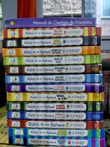 Coleção Diário de Um Banana (Volumes 1 ao 13) - Capa Dura - Lote Completo