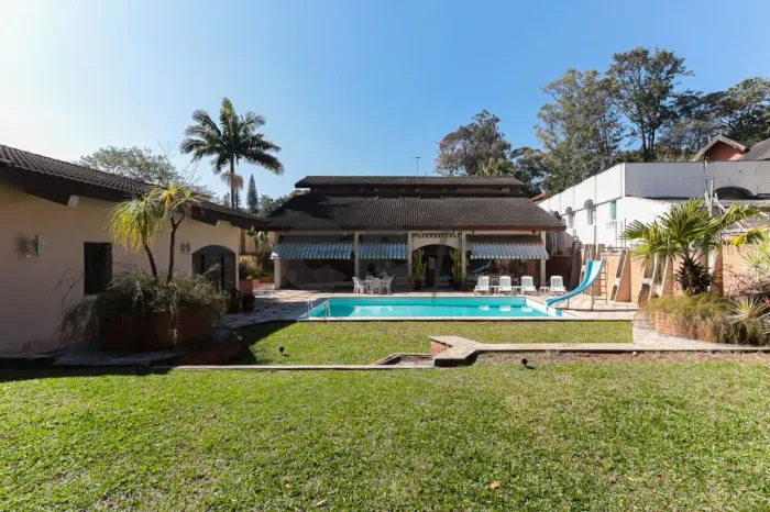 Sobrado - 3 Dormitórios (2 Suítes) à Venda e para alugar no Jardim dos Estados - São Paulo
