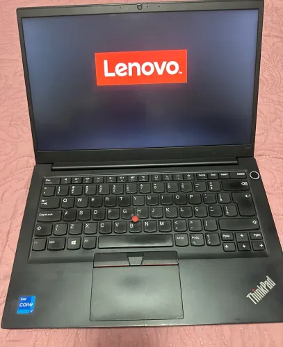 Trinkpad T14 core i7 décima primeira geração 16GB de memória e