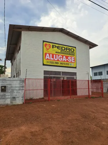 Galpão Imóvel para aluguel possui 150m2