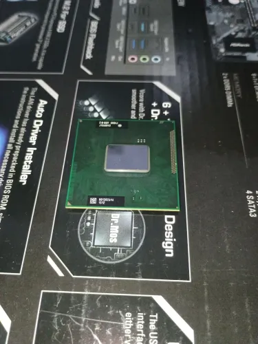 Intel Core i3-2330M de 2 geração (Notebook)