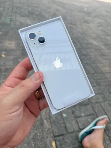 iPhone 13 branco 128g semi novo 