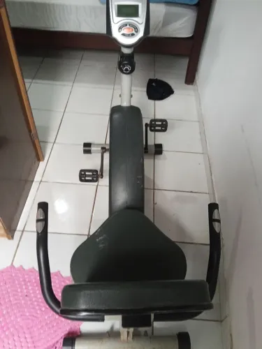 Bicicleta ergométrica vende .. display não funciona