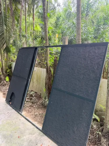 Box de correr preto em alumínio 2,65x1,80