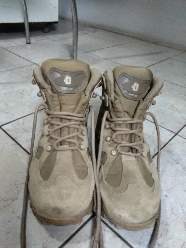 Bota Tática Invictus