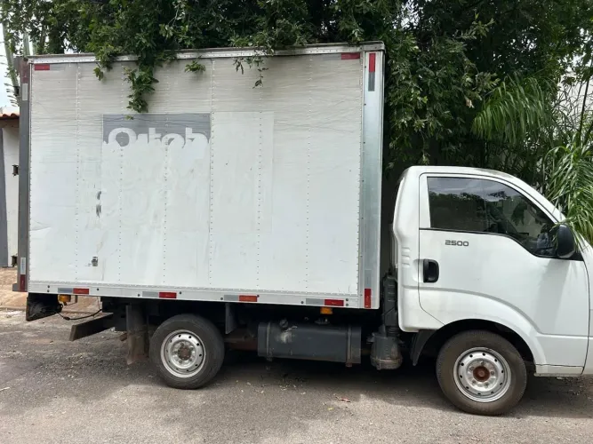 Vendo caminhão a Diesel (Aceito Troca)