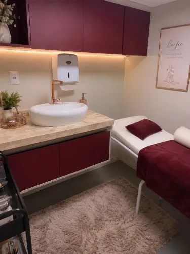 SALA PARA LOCAÇÃO ? ESPAÇO DE BELEZA ?