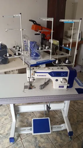 MÁQUINA DE COSTURA RETA INDUSTRIAL