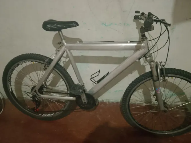 Bicicleta aro 26 