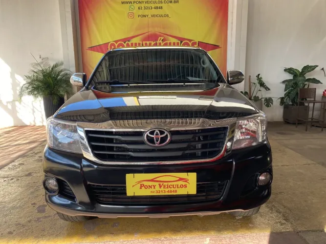 Toyota Hilux CD SR 4X2 2.7 16v/2.7 Flex Aut. 2012