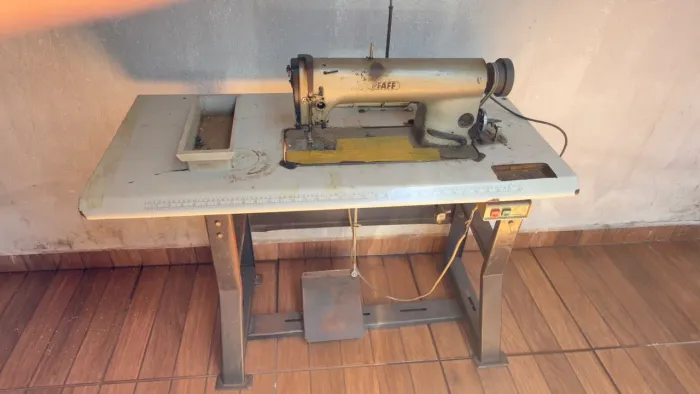 Maquina de Costura Industrial Pfaff