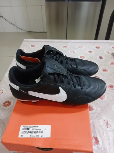 Chuteira Nike