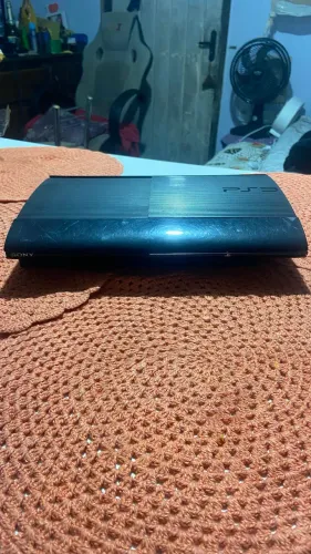 VENDO PS3 SLIM, COM DOIS CONTROLES USADOS! (LEIA A DESCRIÇÃO)