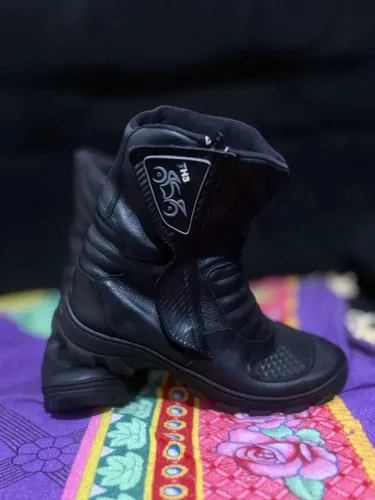 Bota Motoqueiro Cano Alto Semi Impermeavel