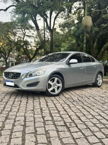 Volvo S60 T-4 1.6 180cv 4P 2012