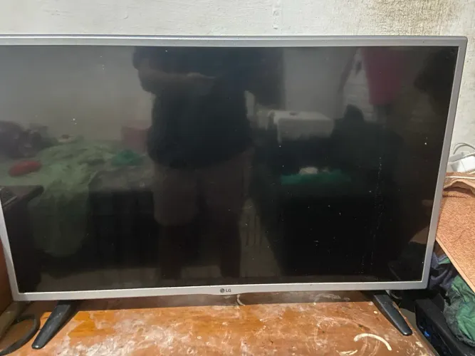LG 32 / RETIRADA DE PEÇAS