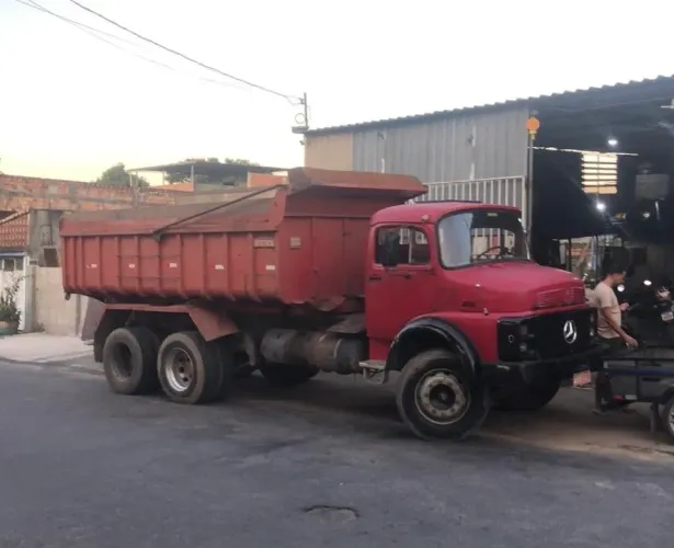 Mercedes benz L1313