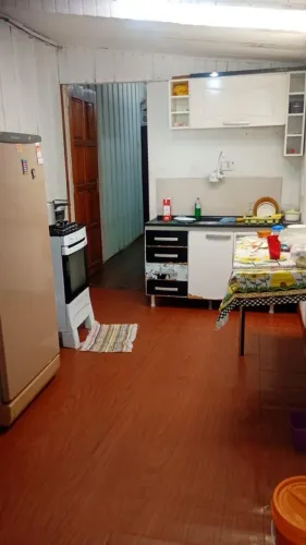 "KITNET" mobiliada próximo ao Centro - Guarapuava