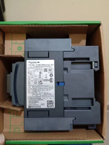 Contatora shenaider 60A 220V