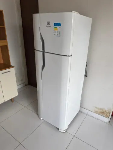 Geladeira Eletrolux RC35 Duplex 