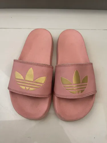 Chinelo Adidas