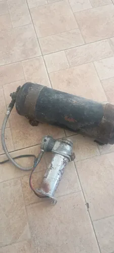 Compressor de ar +cilindro de bosina