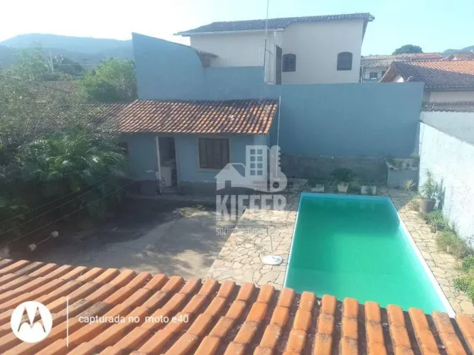 Casa com 3 dormitórios à venda, 212 m² por R$ 850.000,00 - Itaipu - Niterói/RJ