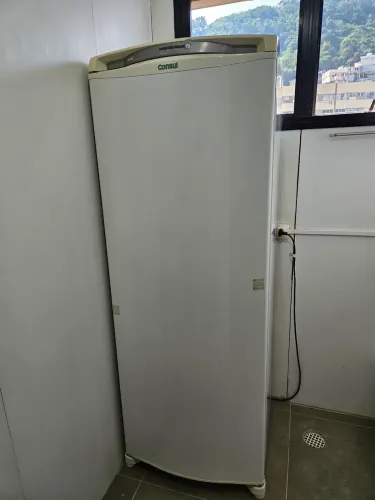 Geladeira Frost free 300L Cônsul 110v