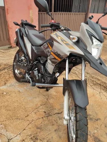 Vendo essa XRE 190