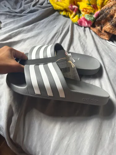 Chinelo da adidas 
