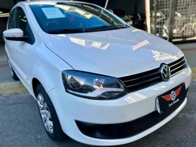 Volkswagen Fox 1.0 MI Total Flex 8V 5P 2014