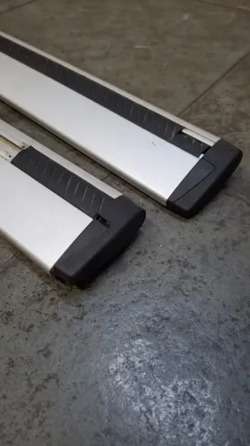 Par de Barras para Rack Thule Wingbar 108 cm