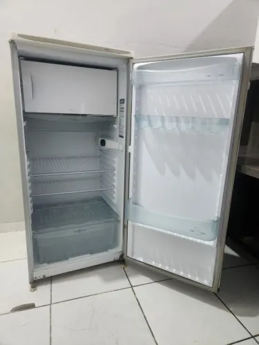 Geladeira 280 Litros Usada - Funcionando Perfeitamente