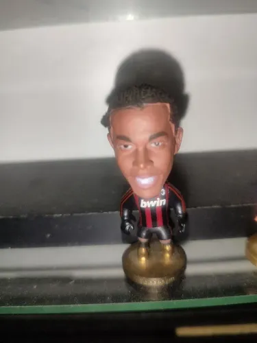 mini craque Ronaldinho gaúcho milan