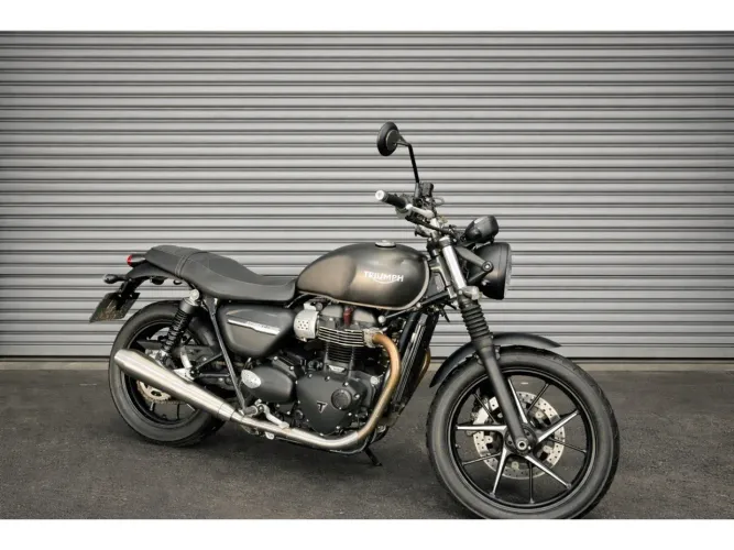 Triumph Street twin 900cc 2020