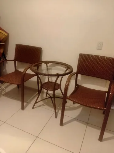 Vendo conjunto de mesa de varanda!